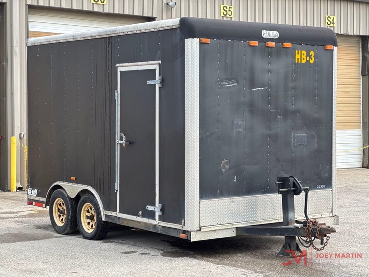 2004-car-mate-enclosed-trailer-image-1