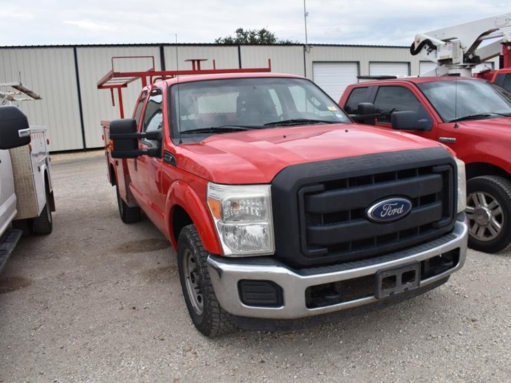 2016-ford-f350-image-2