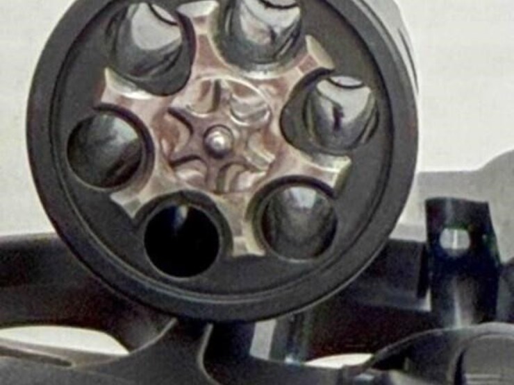ruger-lcr-22lr-pistol-image-10