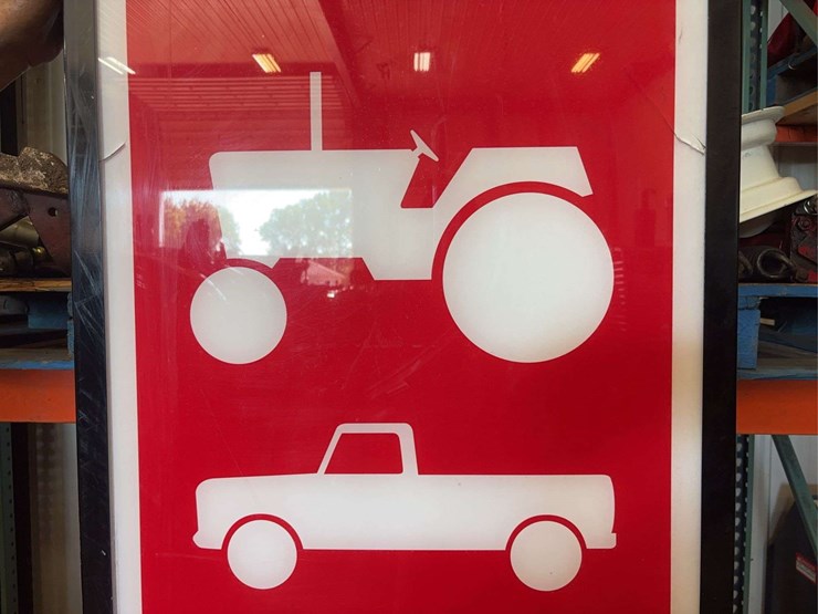 international-harvester-double-sided-lighted-sign-image-6