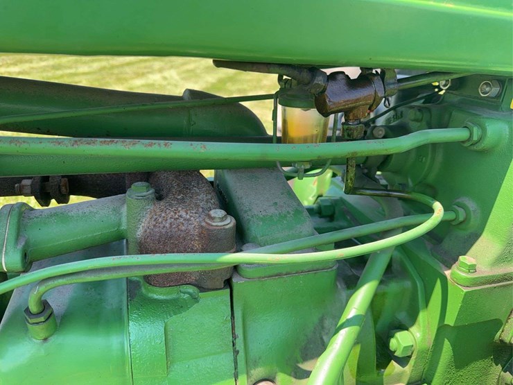 john-deere-b-image-22
