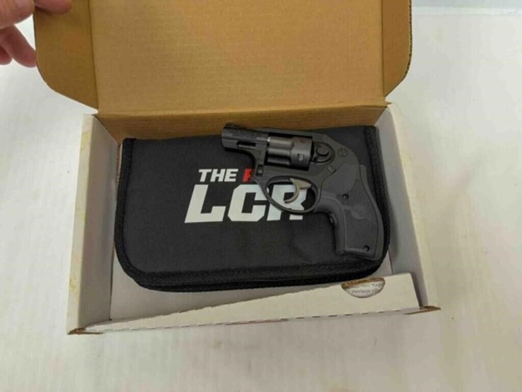 ruger-lcr-22lr-pistol-image-1