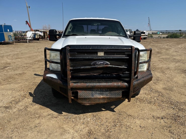 2011-ford-f250-image-2