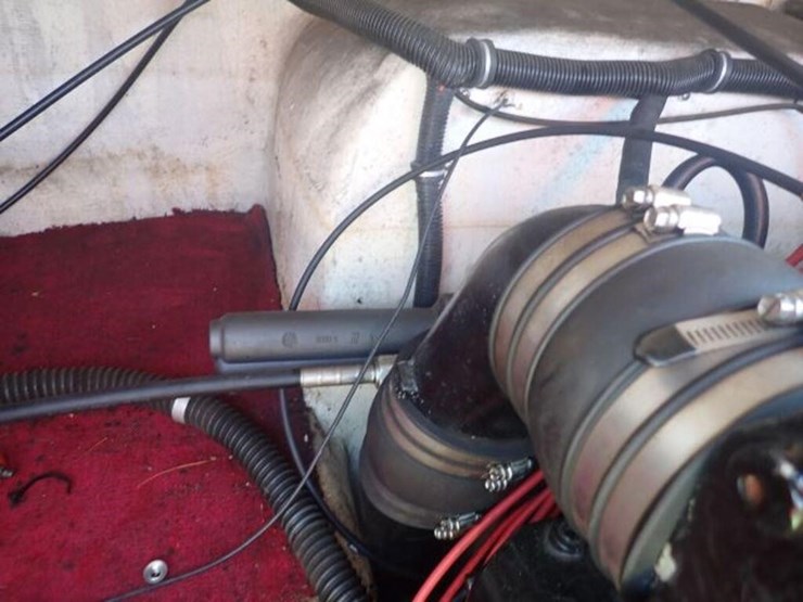 1999-donzi-z22-22-ft-bowrider-dnar1087c999-image-42