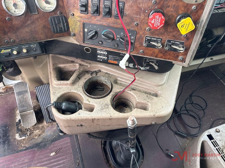 2005-international-9400i-image-30
