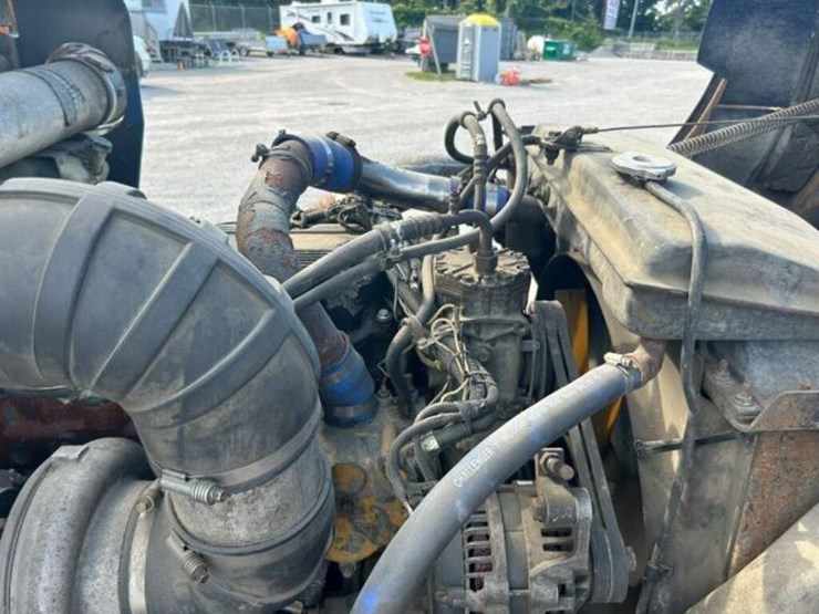2001-kenworth-t800-image-51