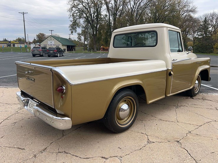 1957-international-a100-image-8