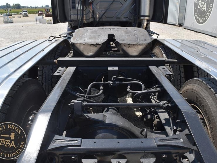 2013-international-transtar-8600-image-24