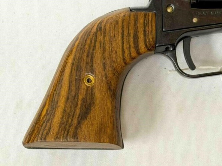 heritage-arms-rough-rider-22lr/mag-pistol-image-15