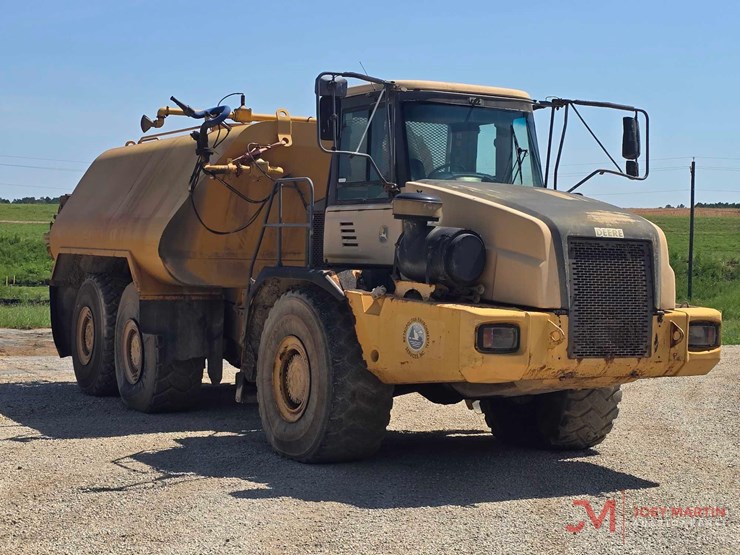 2005-deere-350d-image-1