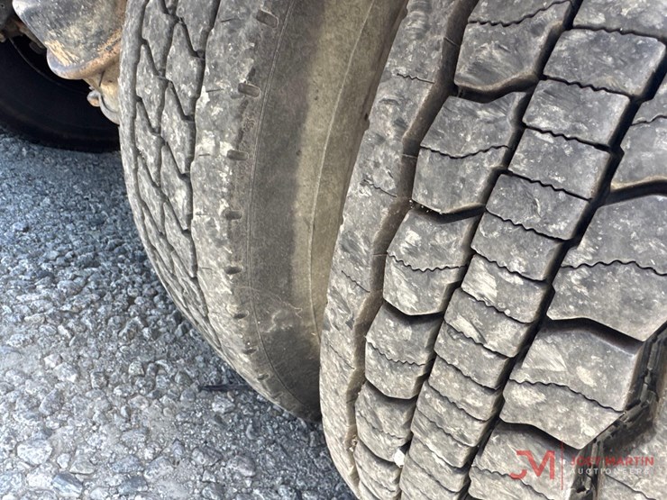 2014-kenworth-t470-image-18