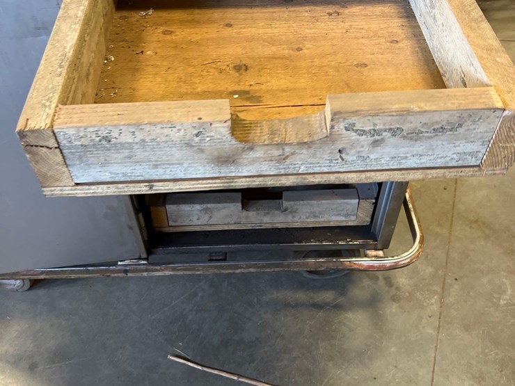 stainless-storage-cart-image-5