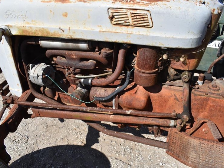 ford-tractor-image-10