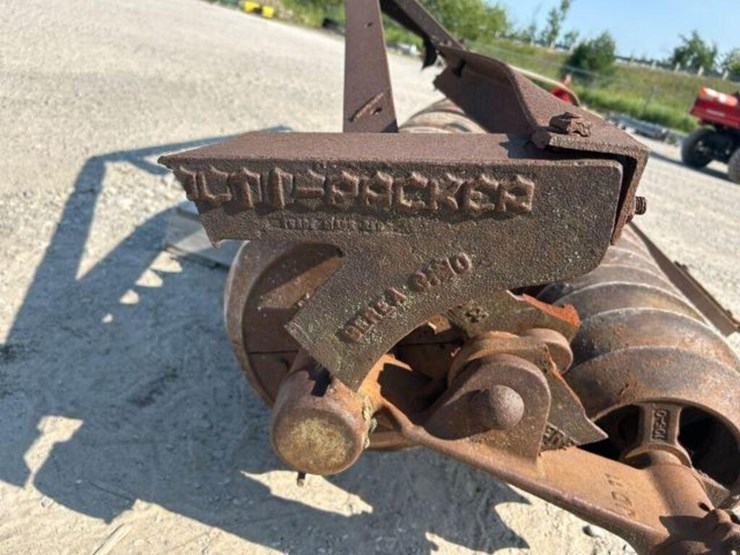 antique-8-ft-dunham-tow-behind-cultipacker-image-17