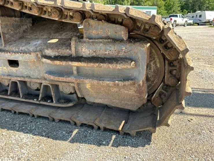 2012-volvo-fc2421c-image-88