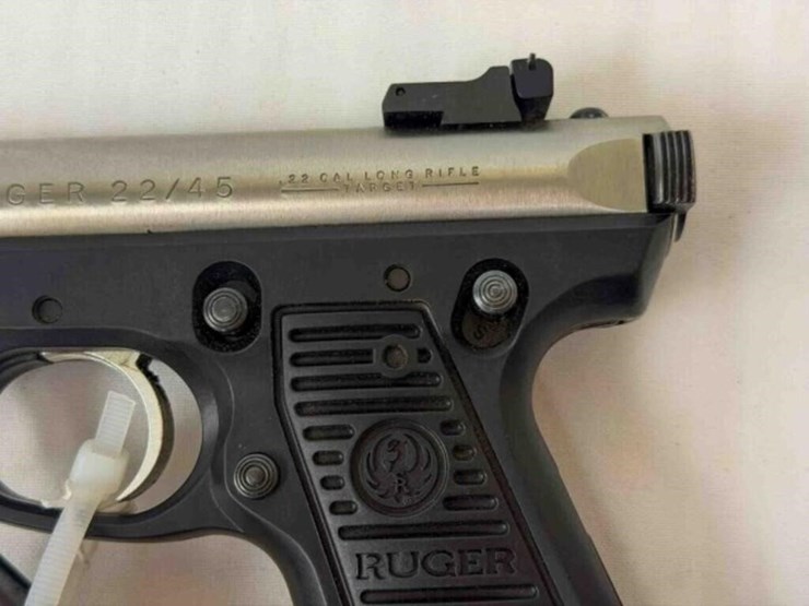 ruger-22/45-22lr-pistol-image-2