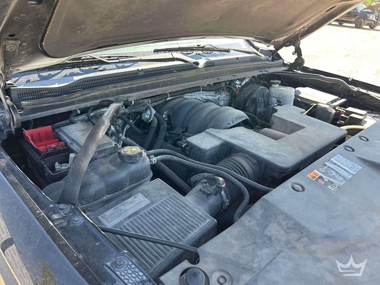 2016-chevrolet-tahoe-image-9