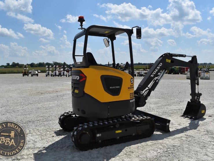 2023-volvo-jecr25d-46621-image-18