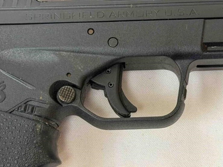 springfield-xds-45acp-pistol-image-16