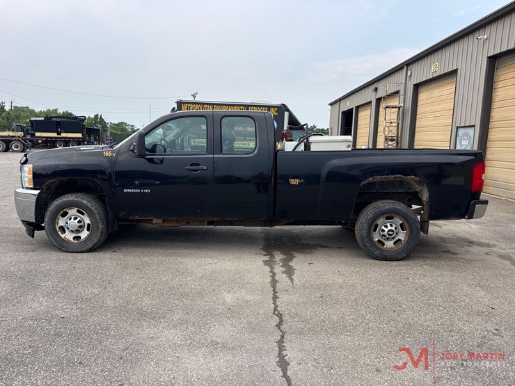 2012-chevrolet-silverado-2500hd-image-5