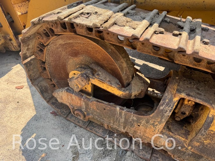 caterpillar-953-image-18