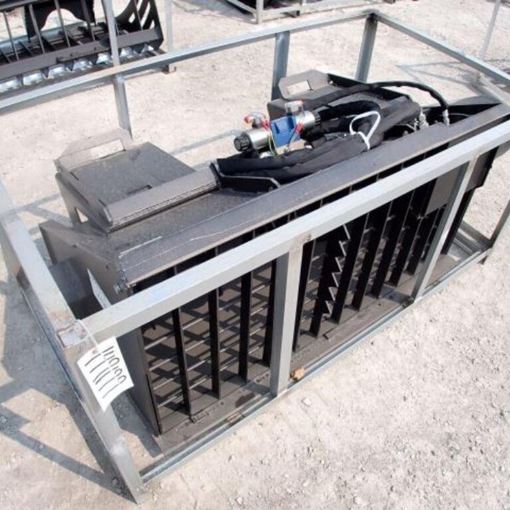 UNUSED Greatbear Skid Steer Bucket .4 CY Mixer