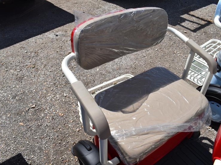 3-wheel-electric-cart-(serial-#-lqxh202605js01718)-(k)-image-5