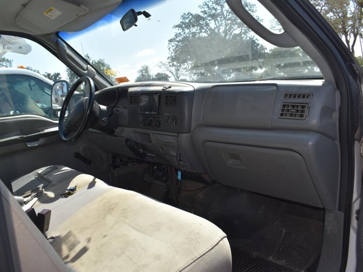 2004-ford-f450-image-5