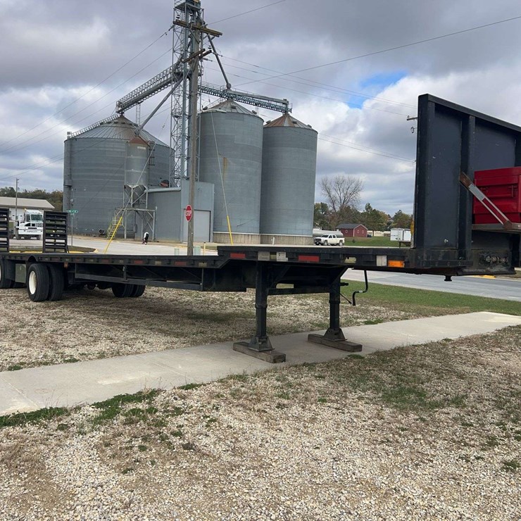 2001 TarasPort Semi Trailer