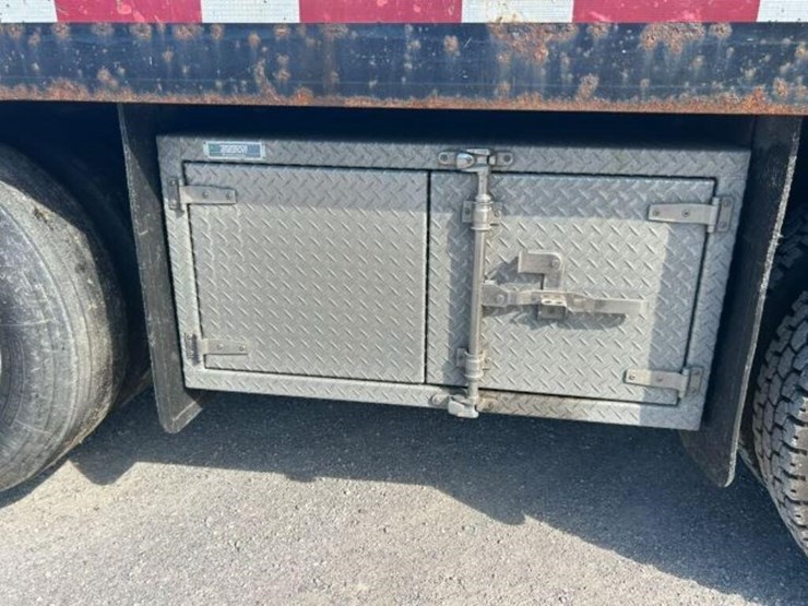 2001-kenworth-t800-image-73