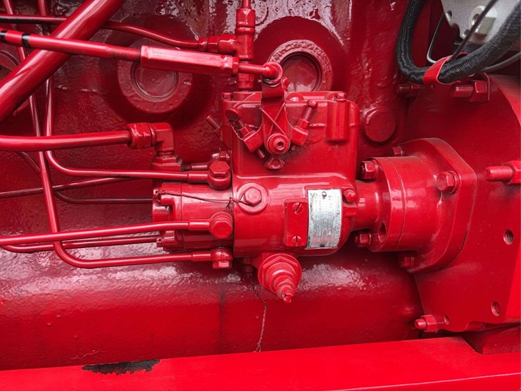 1970-1456-farmall-row-crop-mfwa-golden-demonstrator-image-43