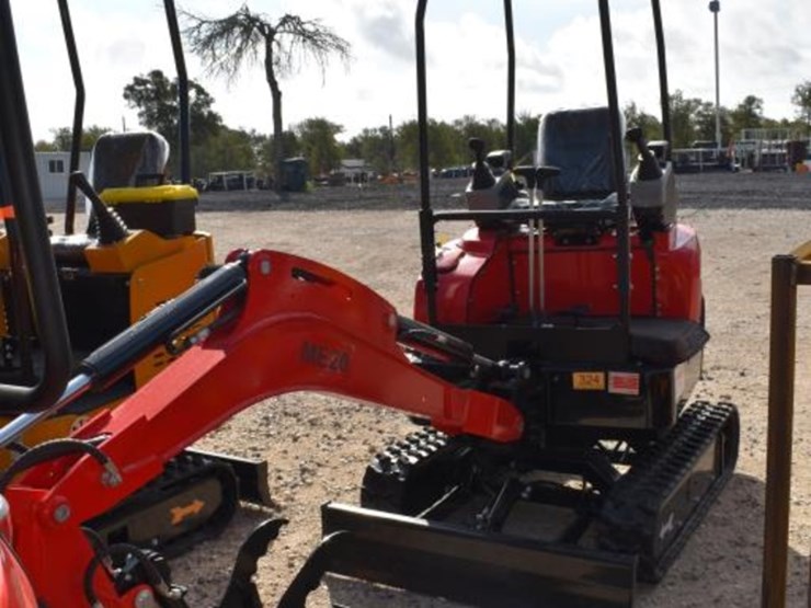 me20-mini-skid-excavator-(diesel)-(serial-#-06294a)-(k)-image-1