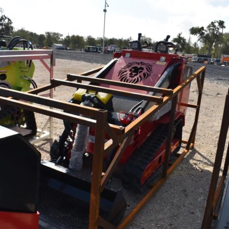 SSL1500 MINI SKID STEER (DIESEL) (SERIAL # 06907A) (K)