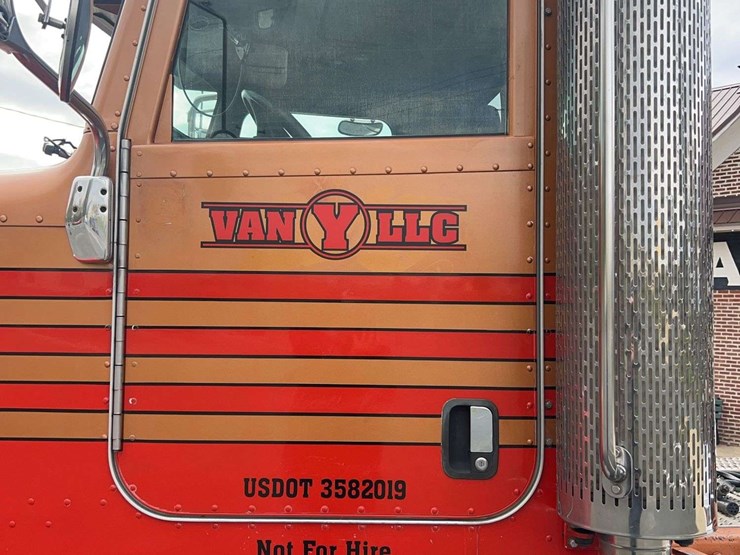 2006-peterbilt-379-image-67