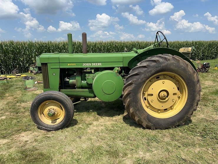 john-deere-r-image-2