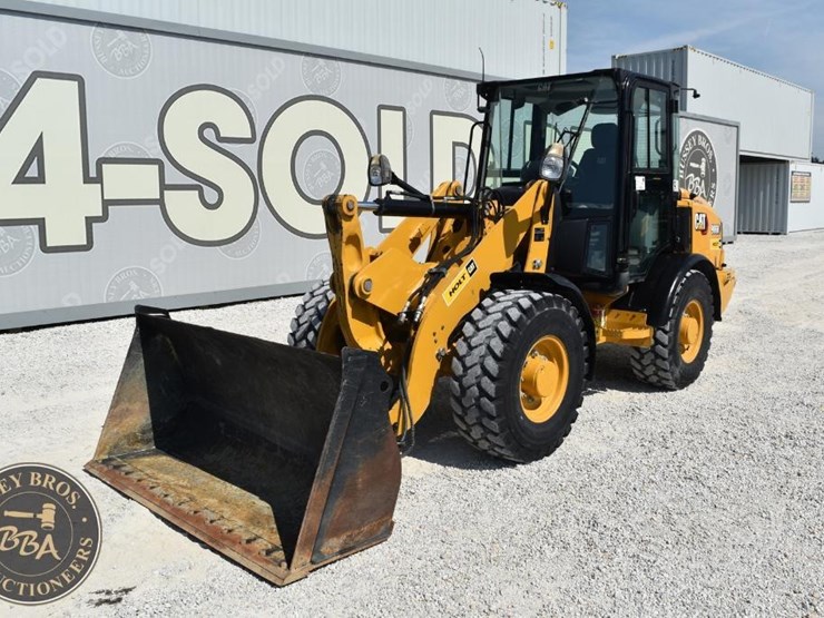 2021-caterpillar-906m-image-3