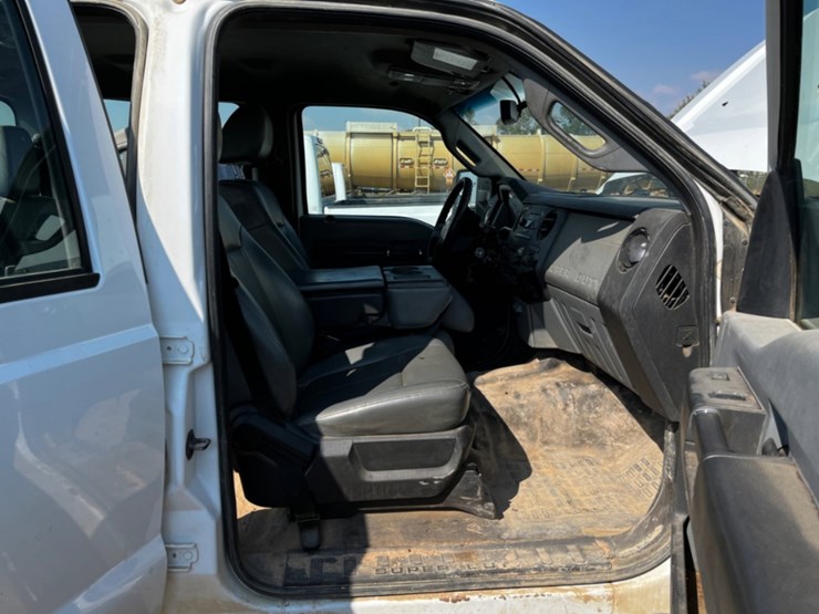 2012-ford-f350-image-11
