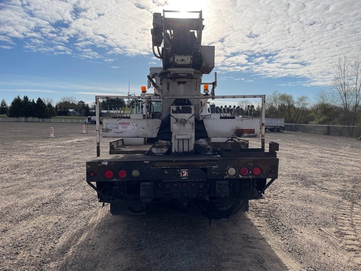 2002-freightliner-fl80-image-4
