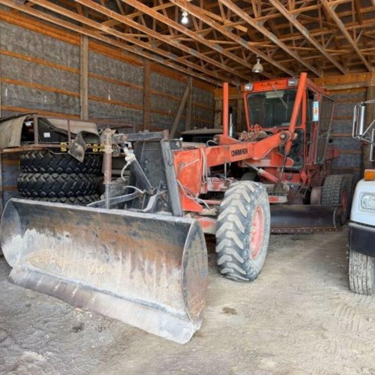 1984 CHAMPION 740