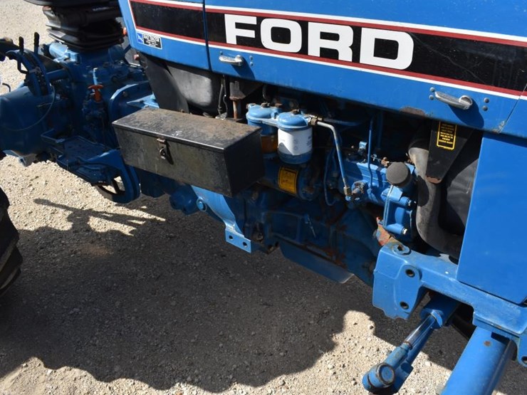 ford-3930-image-4