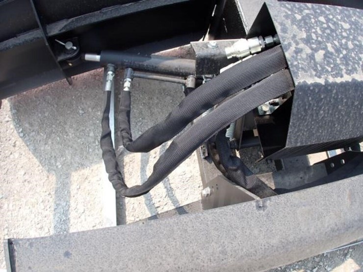 unused-greatbear-72-in.-hydraulic-snow-plow-image-18