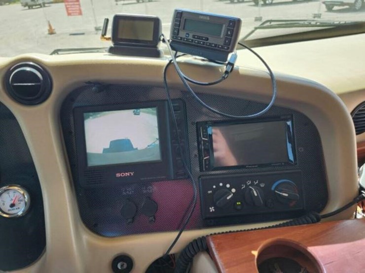 2006-allegro-bus-class-a-motorhome-400abus0d6j0072-image-18