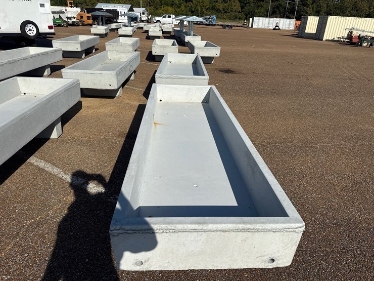 #9691-•-3-x-10-feed-trough-image-2