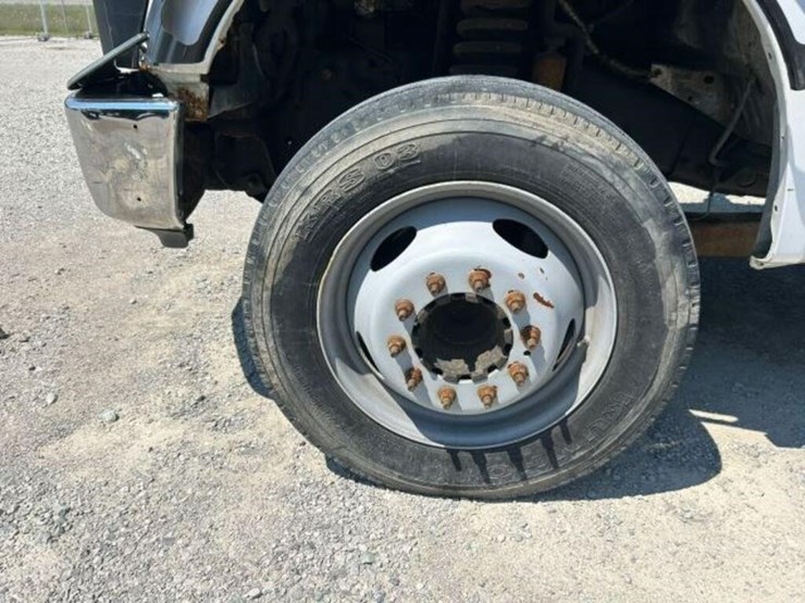 2009-ford-f550-image-62