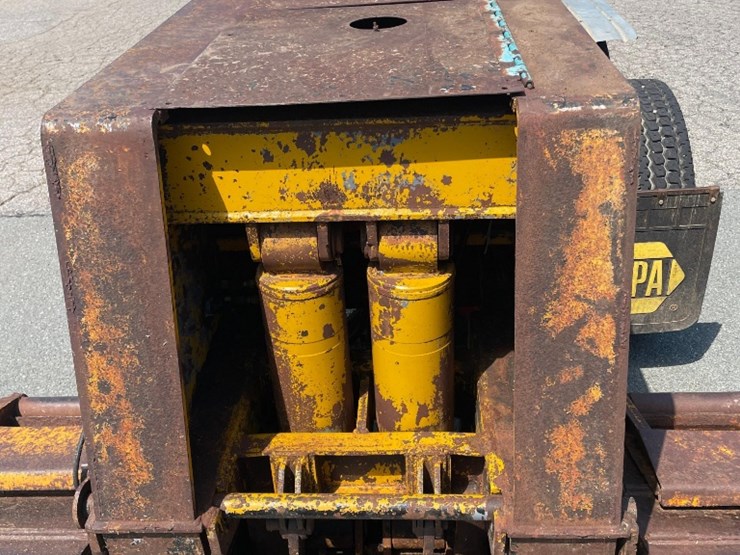 1986-value-trailers-detachable-lowboy,-(orange,-va)-image-6