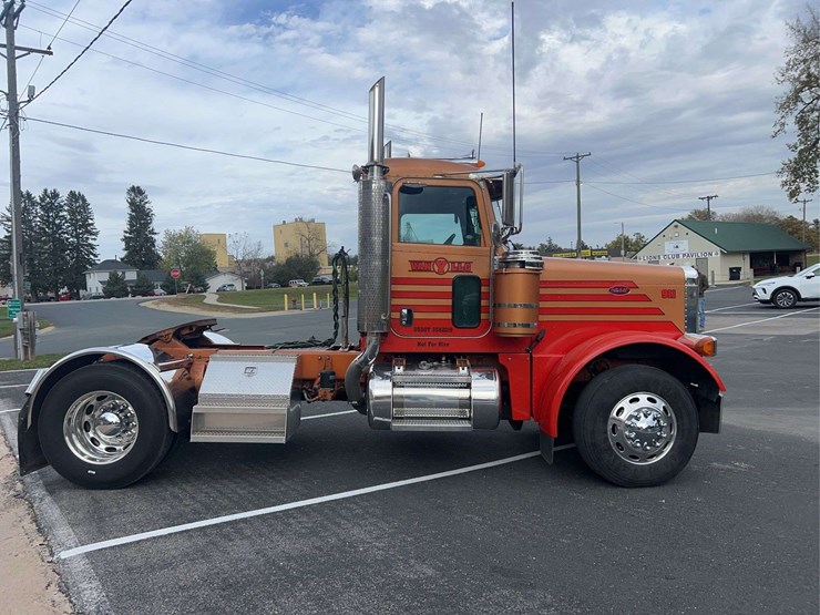 2006-peterbilt-379-image-7