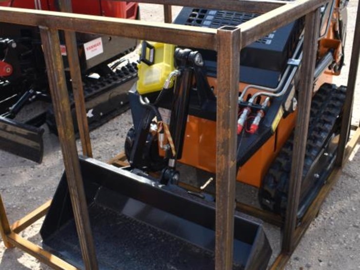 lhr-ht380-q1-mini-skid-steer-(serial-#-not-found)-(k)-image-2