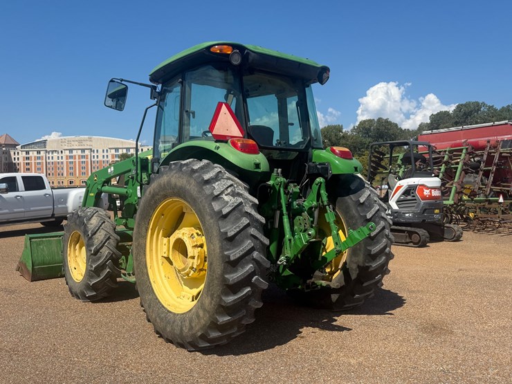 john-deere-6105d-image-7