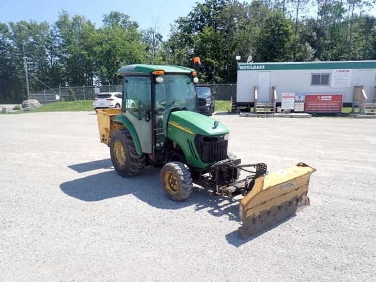 john-deere-3520-image-3