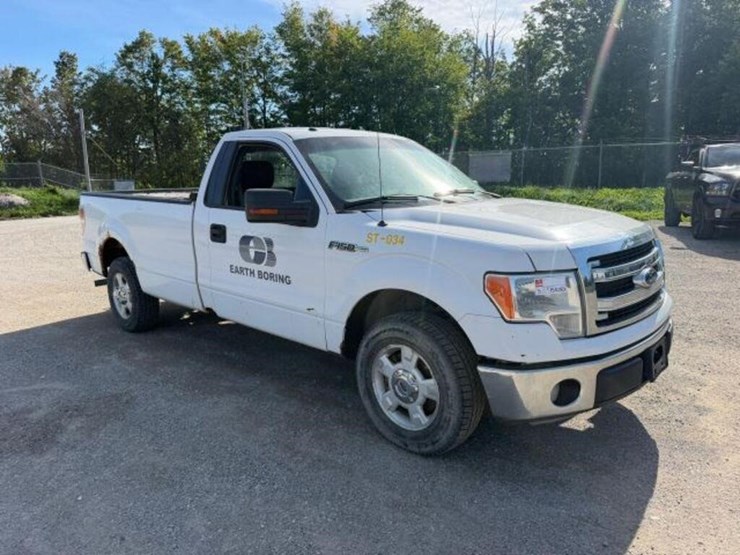 2014-ford-f150-xlt-image-2